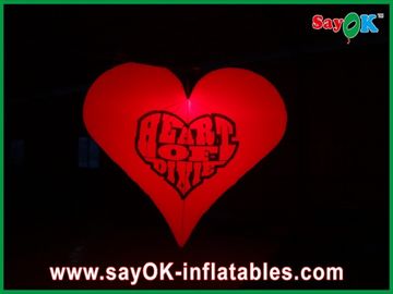 190T Nylon Kain Inflatable Pencahayaan Dekorasi Bentuk Hati Cinta Untuk Partai