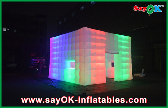 Tenda Rumah Inflatable 210D Kain Nylon Pelangi Raksasa Lawn Led Tenda Inflatable Dengan Jendela / Pintu