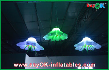 Cahaya Dekorasi Indoor Inflatable Bunga Dengan Rope Hanging Putih 190T Oxford Cloth