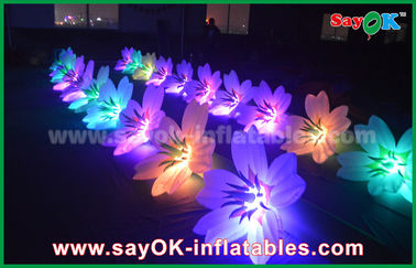 Sesuaikan pencahayaan Dekorasi Inflatable Flower Rantai Digunakan Pernikahan