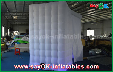 Inflatable Photo Booth Enclosure 2.4 X 2.4 X 2.4m Putih Inflatable Mobile Photo Booth Enclosure Cube Dengan Lampu Led