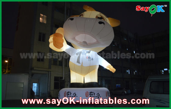 Iklan 10m Giant Oxford Cow Inflatable Cartoon Warna Putih Dengan Cahaya Led Karakter Kartun Untuk Pesta Ulang Tahun
