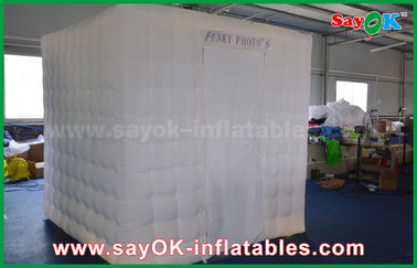 Inflatable Led Photo Booth Latar Belakang Hijau Inflatable Photo Booth 2.5 X 2.5 X 2.5m Untuk Pernikahan / Acara