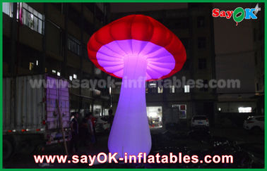 Raksasa Merah Kuning Ungu Inflatable Lighting Decoration / Inflatable Mushroom