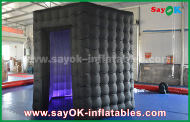 Dekorasi Pesta Inflatable 1 Pintu Diamond Oxford Cloth Inflatable Led Cube Photo Booth Untuk Pameran Dagang