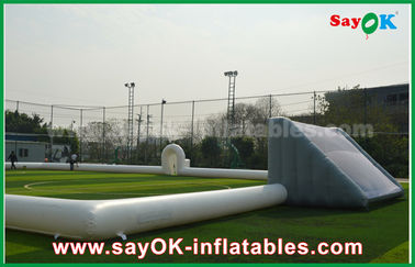 Permainan Sepak Bola Tiup Lapangan Sepak Bola Tiup Raksasa 10m, Lapangan Sepak Bola Tiup Portabel Dengan Bahan PVC