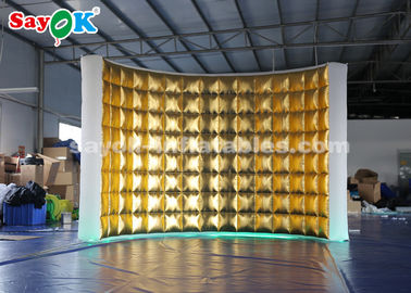 Dekorasi Pesta Inflatable Menarik Photo Booth Dinding Tiup 3 * 1.5 * 2.3mH Untuk Iklan
