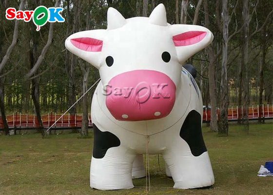 Blow Up Karakter Kartun PVC Tarpaulin Lifesize Inflatable Susu Sapi Untuk Dekorasi Ladang