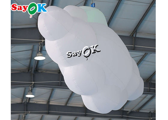 Remote Control 16 Warna LED Inflatable Cloud Lobby Dekorasi Panggung Pernikahan