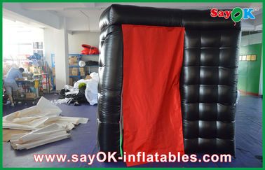 Kenyamanan Penyewaan Photo Booth Inflatable Black LED Portable Photo Booth Inflatable Dengan 2 Pintu