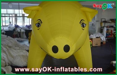 Kuning Inflatable terbuka Babi Kartun Karakter Untuk Iklan