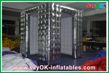 Inflatable Photo Studio Sliver Luar Putih Di Dalam Photo Booth Tent Inflatable Dengan Dua Pintu