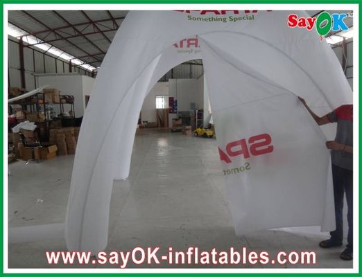 Pergi ke Luar Ruang Tenda Inflatable Kelembaban Proof Dengan Logo Printing Tenda Inflatable Dome
