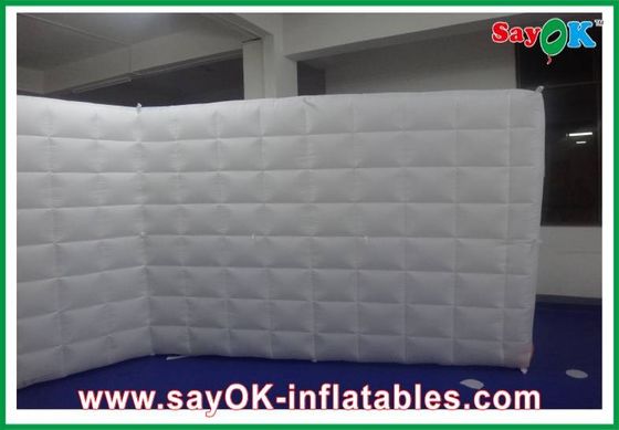 Custom Tenda Inflatable Keluarga Udara Inflatable Partisi Tembok / Led Led Up Light Joint Tembok Untuk Pernikahan