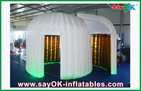 Dekorasi Pesta Inflatable Golden Inflatable Photobooth Dua Pintu Dengan Pencahayaan Blower Udara