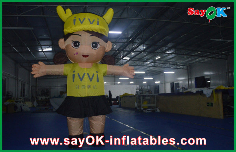 Karakter Inflatable Besar Simulasi Desain 3D Karakter Kartun Inflatable Pencetakan Logo Untuk Luar Ruang