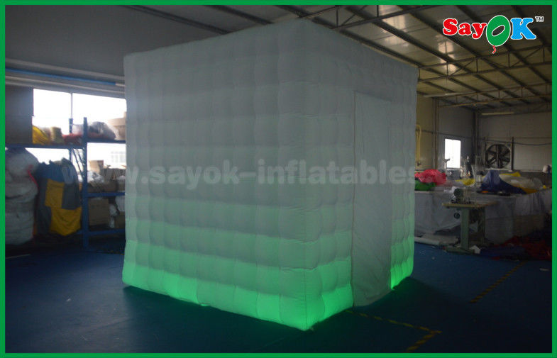 Inflatable Photo Studio 2.5 X 2.5 X 2.5m 3D Inflatable Photo Booth Kios Frame Lampirkan Dekorasi Pernikahan