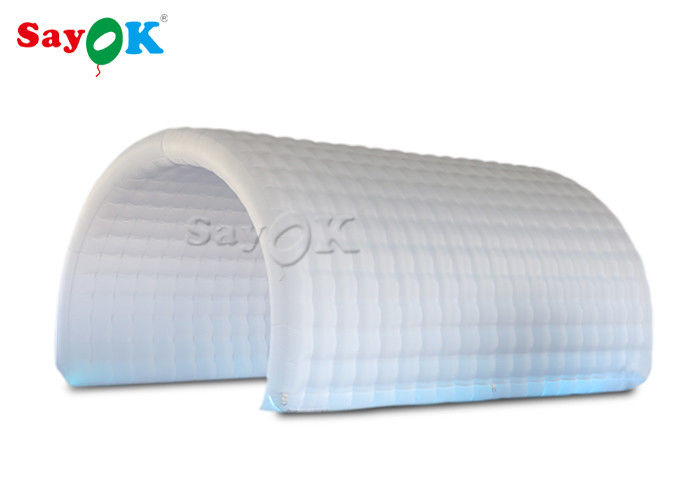 Dome Inflatable Tent White Oxford Cloth Inflatable Channel Tent 6*3*3mH Untuk kompetisi olahraga