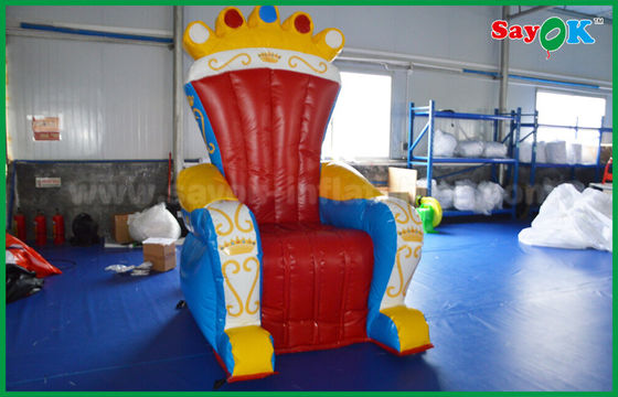 Biru Dan Merah PVC Iklan Kustom Inflatables Tahta / Sofa Untuk Prop