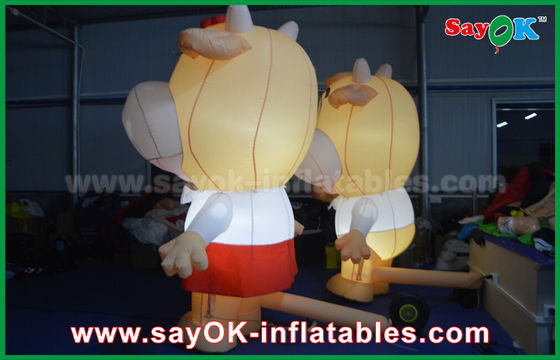Model Inflatable Custom Animal Oxford Cloth Inflatable Cartoon Sapi Sapi Dengan Pencahayaan LED